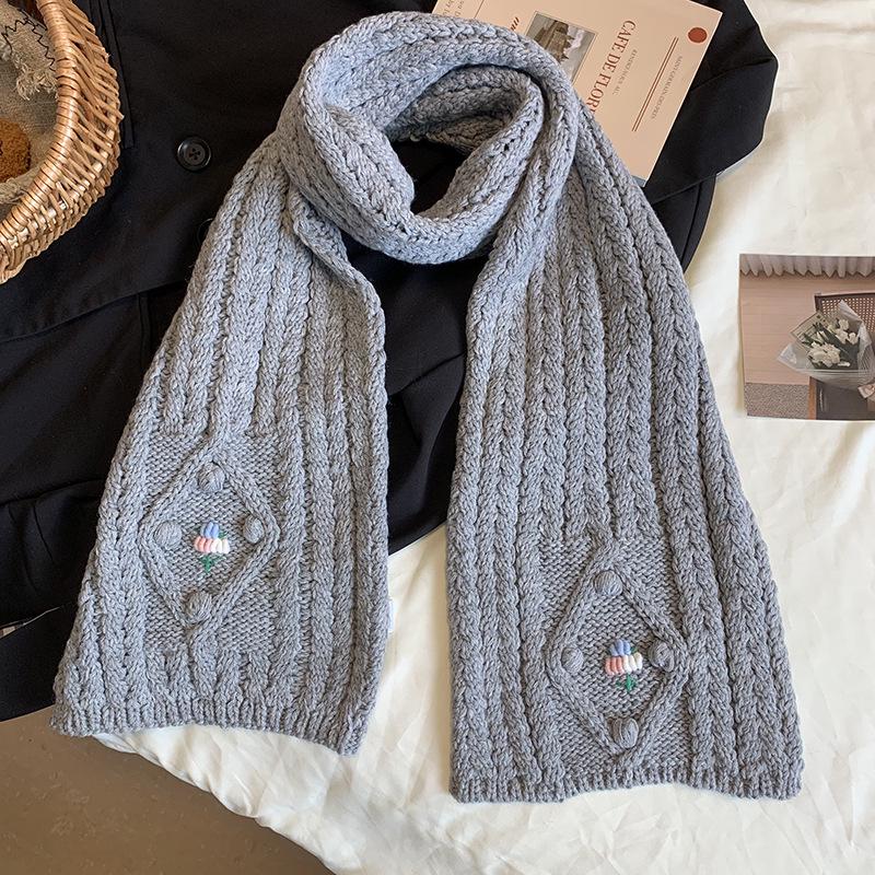 Retro Floral Embroidery Scarf - Women s Warm Knit Neck Gaiter for Autumn/Winter 135-175CM серый
