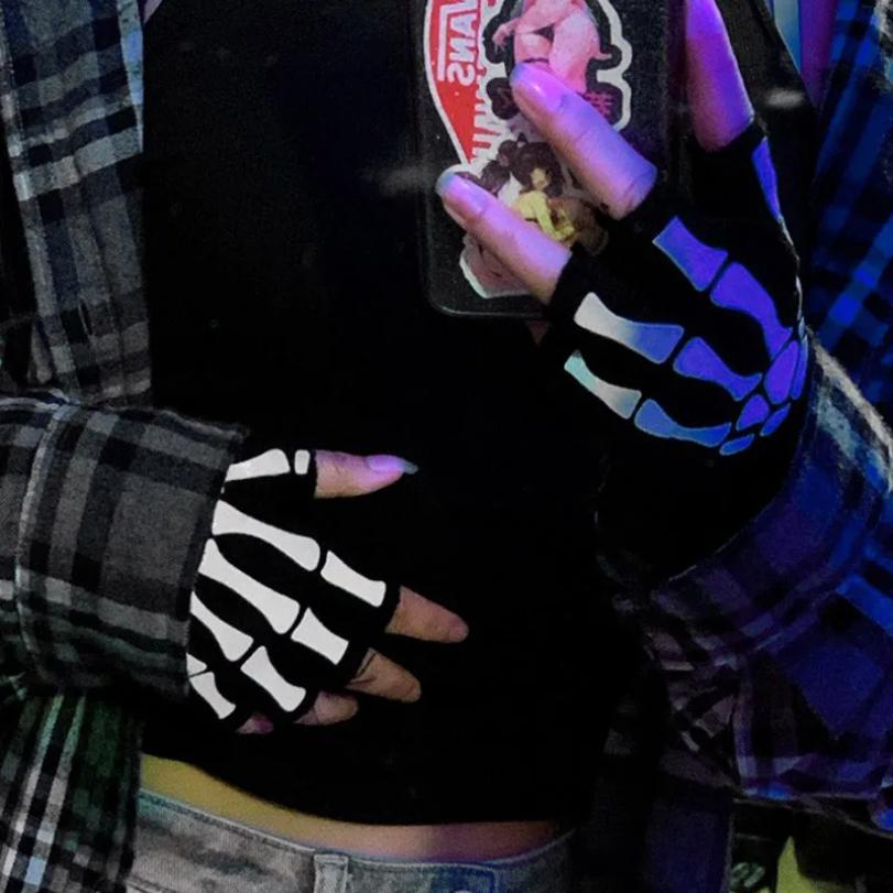 Noi mănuși punk unisex Halloween cu schelet craniu Mănuși cu jumătate de deget care strălucesc în întuneric Mănuși de iarnă tricotate fără degete stretch