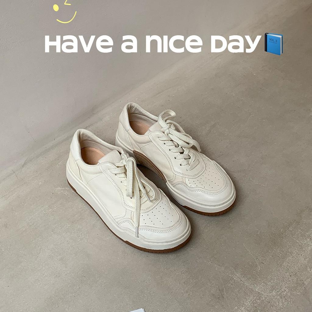 Grape mother has the same round head lace-up, breathable thick-soled versatile little white shoes for women, fashionable and comfortable sports a