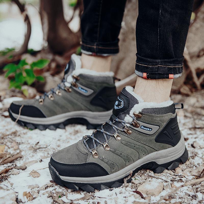 Plus Size Outdoor Leisure High-Top with Velvet Hiking Shoes Couple Fashion Outdoor Sports Travel Shoes Hiking Boots