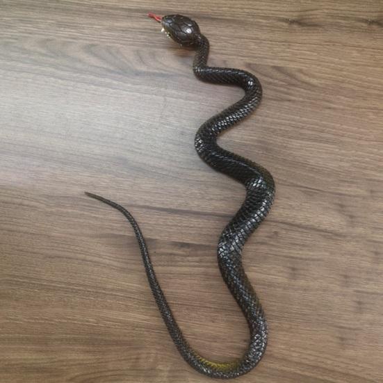 Yousheng Realistic Fake Rubber Snake Toy, Lifelike Snake Model with Tongue-Out, Simulated Snake for Halloween Party Gag, Bird Deterrent, Garden