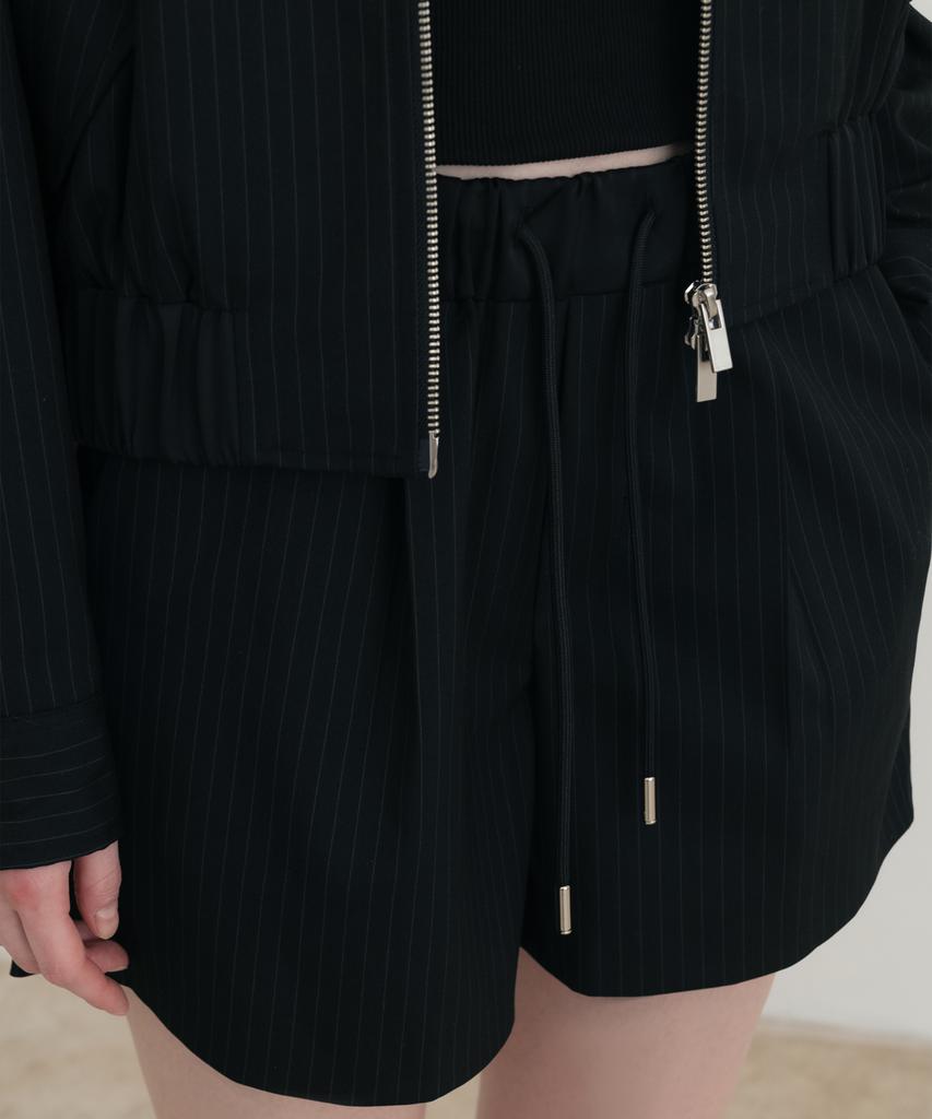 SSIN AND LEE (W) Evening Pinstripe Shorts Black