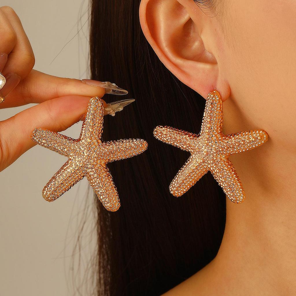 European & American Starfish Earring & Necklace Set: Fashionable Double-Layer Jewelry for Women - Perfect Summer Beach Accessory