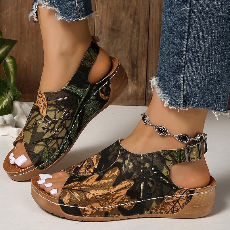 Módní ležérní klínkové sandály s přezkou pro ženy léto 2025 elegantní rybí platforma dámské sandály pohodlné plus size pantofle dámské