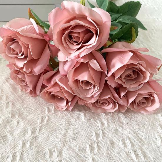 Artificial Flower Faux Silk Flower Fabric Soft Pliable Petals Flexible Stems Realistic Look Fake Roses Wedding Bouquets Photo Props