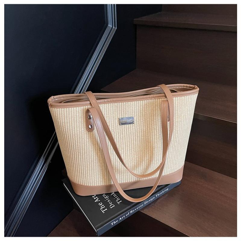 

Летняя плетеная соломенная женская сумка новая большая вместимость высокая текстура для поездок на работу на плечо подмышку женская хаки