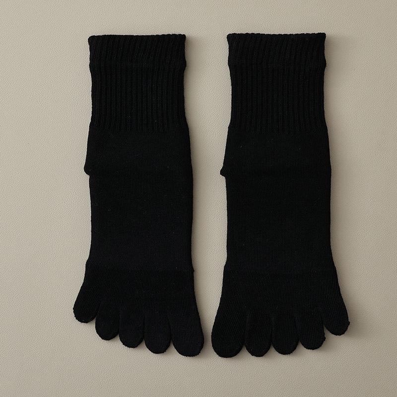 Women's Winter Anti-Odor Five-Toe Mid-Tube Socks - Thick, Warm, Sweat-Absorbent Cotton Terry.