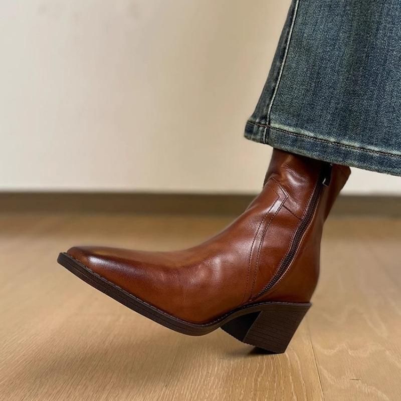 Short Boots Women's Autumn and Winter Heel Versatile Chelsea Boots Chubby Heel Boots Tide Pointed Martin Boots