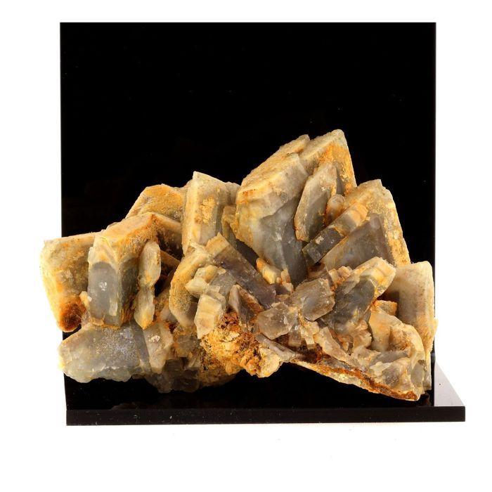 Pierres et Minéraux. Baryte. 1817.0 ct. Saint-Georges-les-Bains, Ardèche, France.