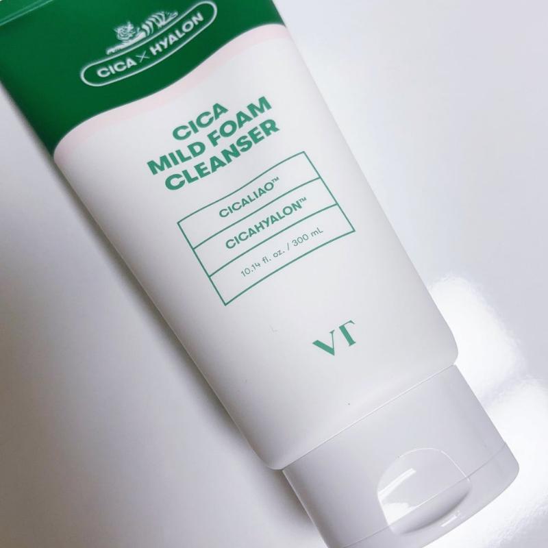 VT COSMETICS Cica Mild Foam Cleanser & Pro Cica Daily Soothing Mask Set (+Free Gift)