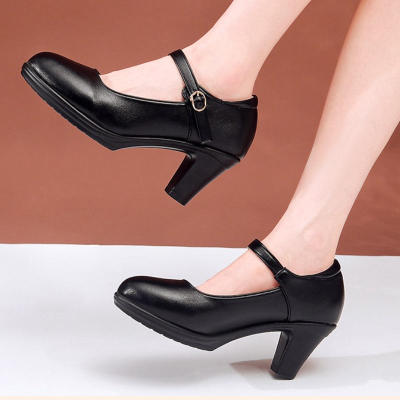 Fashion 2025 New Spring Women Pumps Fashion Trend Casual Plus Size Shoes for Women Luxury Elegant Leather Heels Woman Zapatos De Mujer