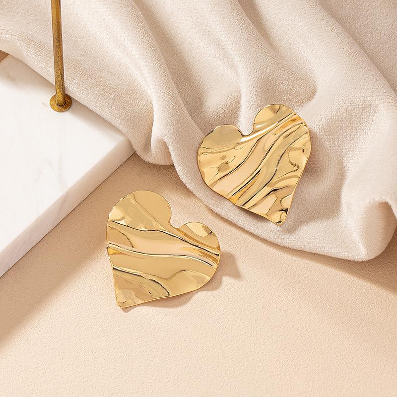 Women's Korean-Style Irregular Heart Stud Earrings - Celebrity-Inspired Street Fashion