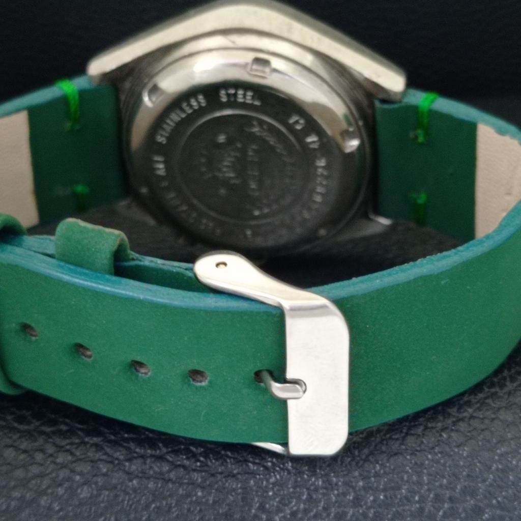 ORIENT AUTOMATIC 46941 JAPAN MENS VINTAGE GREEN COLOR DIAL WATCH a701860-5 R207-a701860