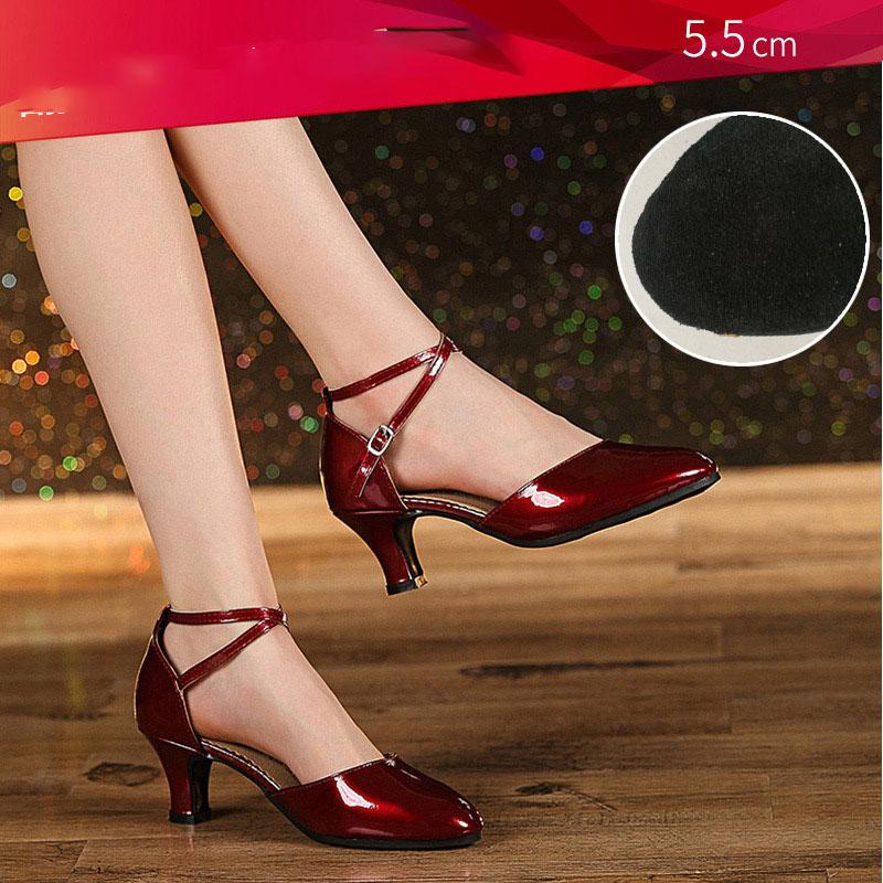 Women Glitter Leather Latin Dance Shoes Closed Toe Soft Sole Salsa Modern Shoe Tango Ballroom Dancing Shoes 3.5cm/5.5cm Heel