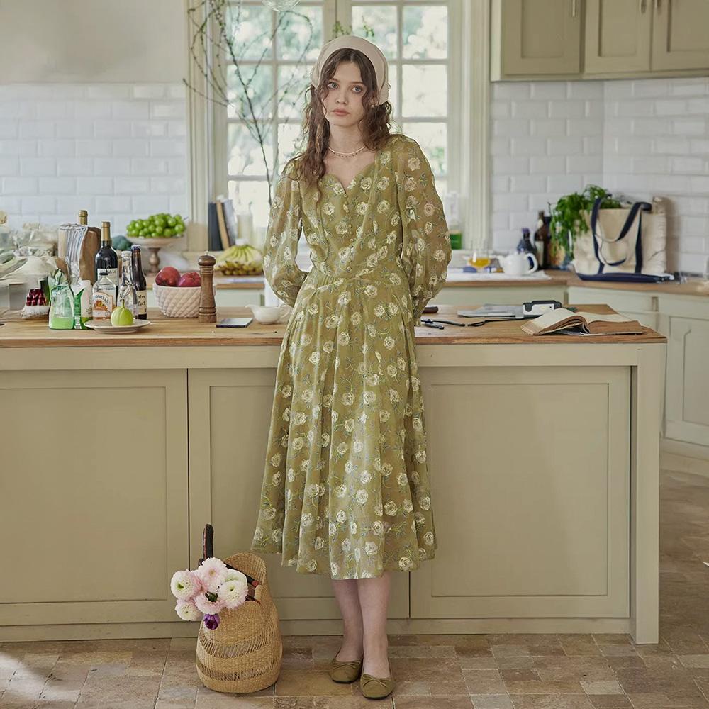 Peulaudeumali Pm_Flower Garden Puff Sleeve Dress