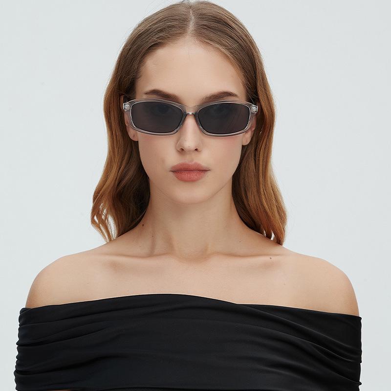 Retro new small frame sunglasses Internet celebrity selfie sunglasses European and American style Internet celebrity trendy girl vacation sunglasses