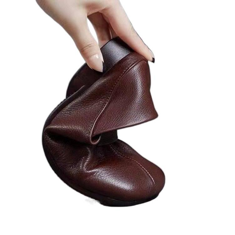 Woodpecker Women's Genuine Leather Flat Shoes - Retro, Soft Sole, Non-Slip for Spring & Autumn, Ideal for Middle-Aged and Elderly.