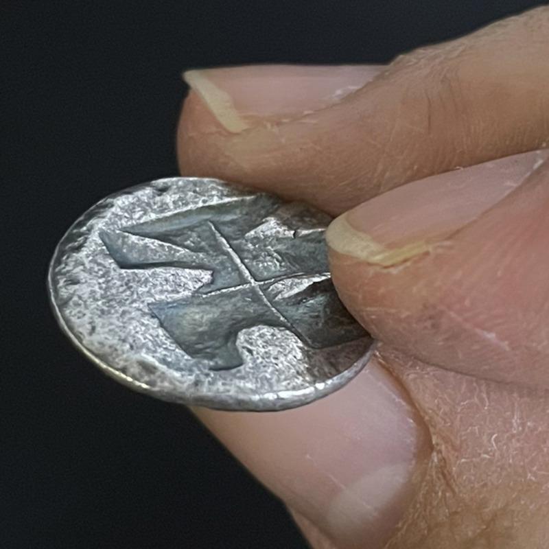 Antike griechische Mythologie Schlangenhaarige Hexe Medusa Metallabzeichen Handwerk Münze Ornament Geschenk Kopie