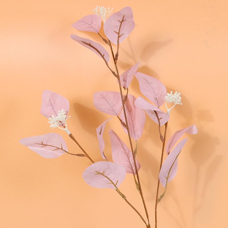 Umělé listy eukalyptu s ovocem a květinami pro domácí nebo svatební dekoraci