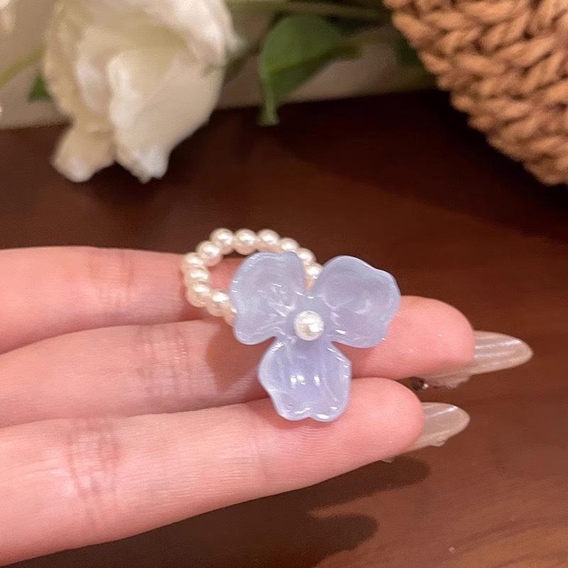 Süße Acrylharzperlen Unregelmäßige Blumenringe für Damen Elegante florale Fingerringe Party Ästhetischer Schmuck Zubehör Geschenke