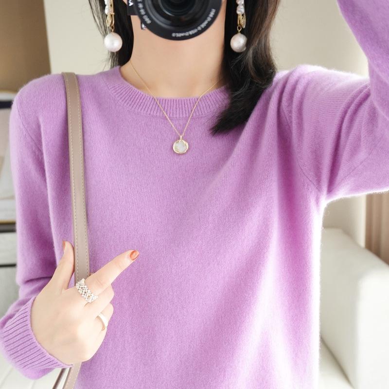 Women's Long Sleeve Round Neck Pullover: Stylish, Versatile, Light Knitwear for Autumn and Winter