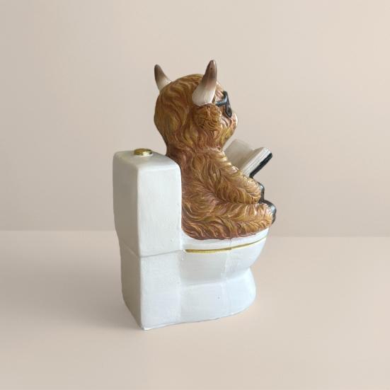 1/3Pcs Bathroom Highland Cow Figurine Bathing Reading Book Toilet Paper Highland Cattle Resin Statue Sculpture Decoration Ornament Calf Lovers Gifts
