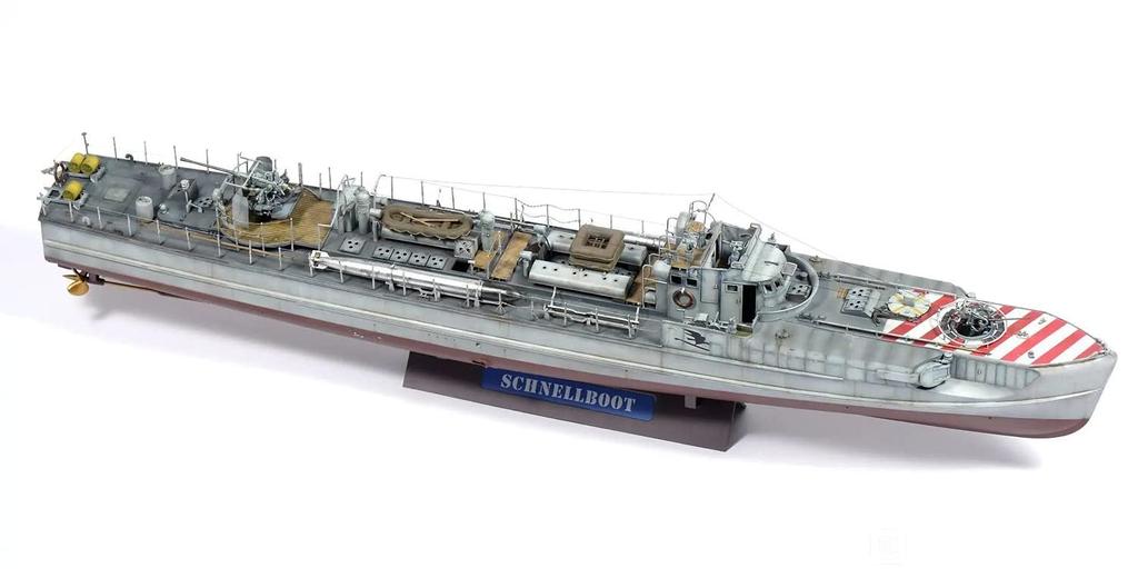 ForeHobby Scale German Navy Schnellboot Fast Attack Plastic Model Kit FHB1001 1/72 S-38 Boat, 1942,