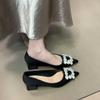 Strass quadratische Schnalle dicker Absatz Einzelne Schuhe Damen neue Satin spitze hohe Absätze Brautschuhe Hochzeitsschuhe