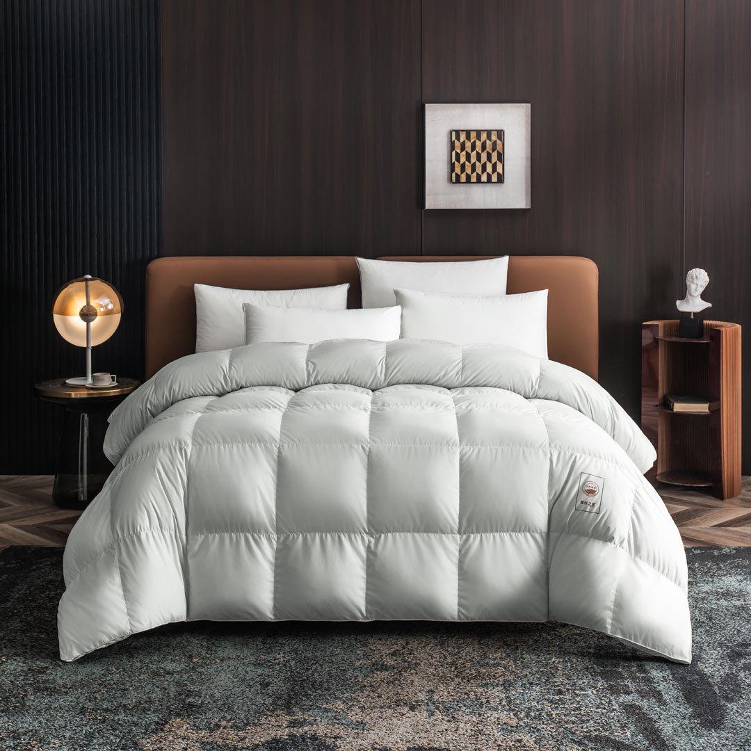 

Одеяло из белого гусиного пуха Joyful Home — уютное и теплое для осени и зимы. All-Season 150x200cm серый