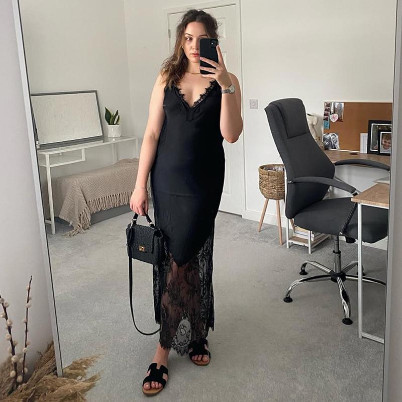 Elegant Lace Long Dresses Women's Satin V-Neck Lace Patchwork Sleeveless Long Dress Loose Female Evening Dresses