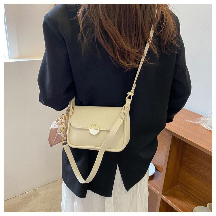 Women's Faux Leather Bowknot Shoulder Bag, Retro Pearl Decorated Crossbody Purse, Small Square Satchel for Daily Wear