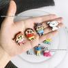 Charms para Zapatos de Dibujos Animados Crayon Shin-chan - Accesorios Desmontables de Goma PVC para Zapatos con Agujeros