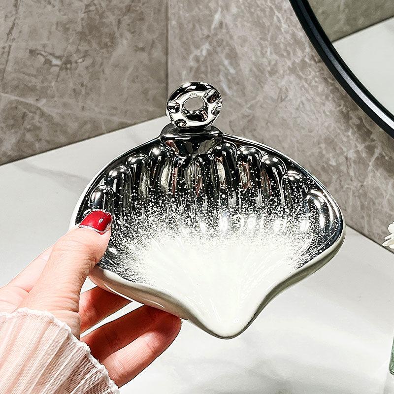 Draining Shell Soap Box Household Bathroom Soap Box Non-perforated Bathroom Shelf Ceramic