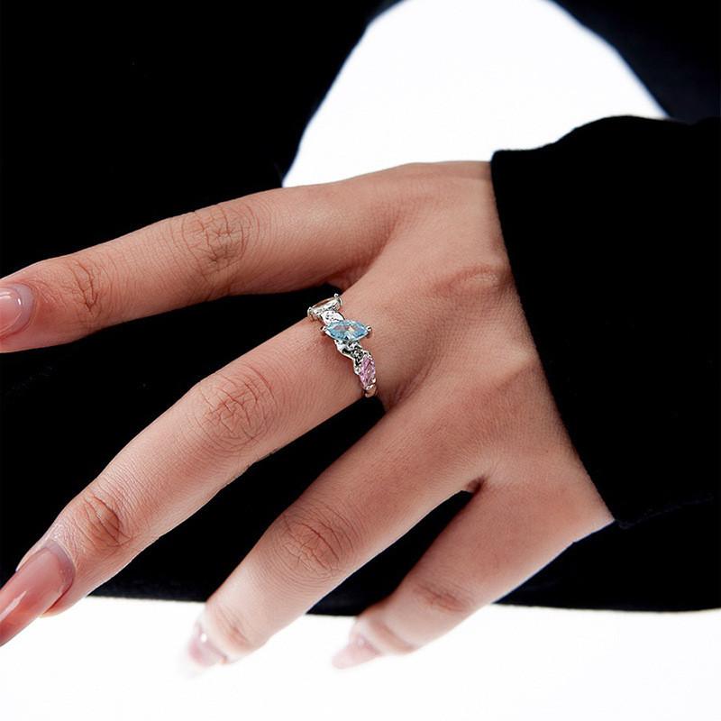 Elegant Versatile And Adjustable Ring With Bright Gemstones For Womens Fashion