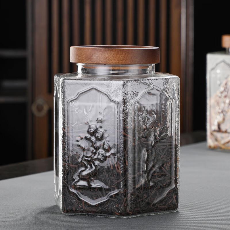 Japanese Style Hammered Glass Storage Jar with Acacia Wood Lid