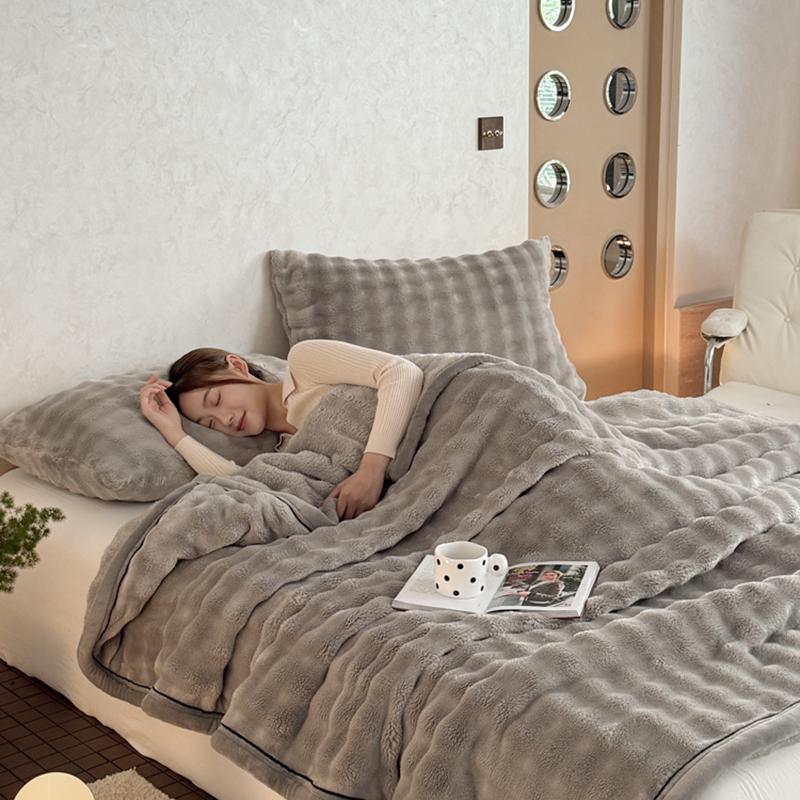 Warm Winter Blanket Milk Velvet Fleece Flannel Soft Thick Plush Blankets For Bed Sofa Single Double Couple Size Fluffy Bedspread