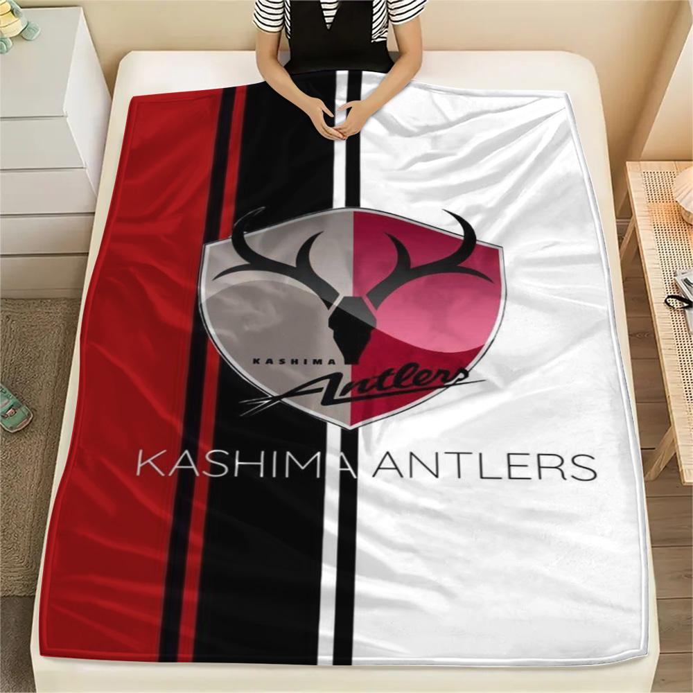 1Pc Kashima Antlers Print Flannel Blanket High Quality Warm Comfortable Cover for All Seasons Perfect for Gifts Home Decor