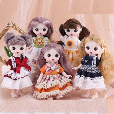 Bambole e peluche – Bambole