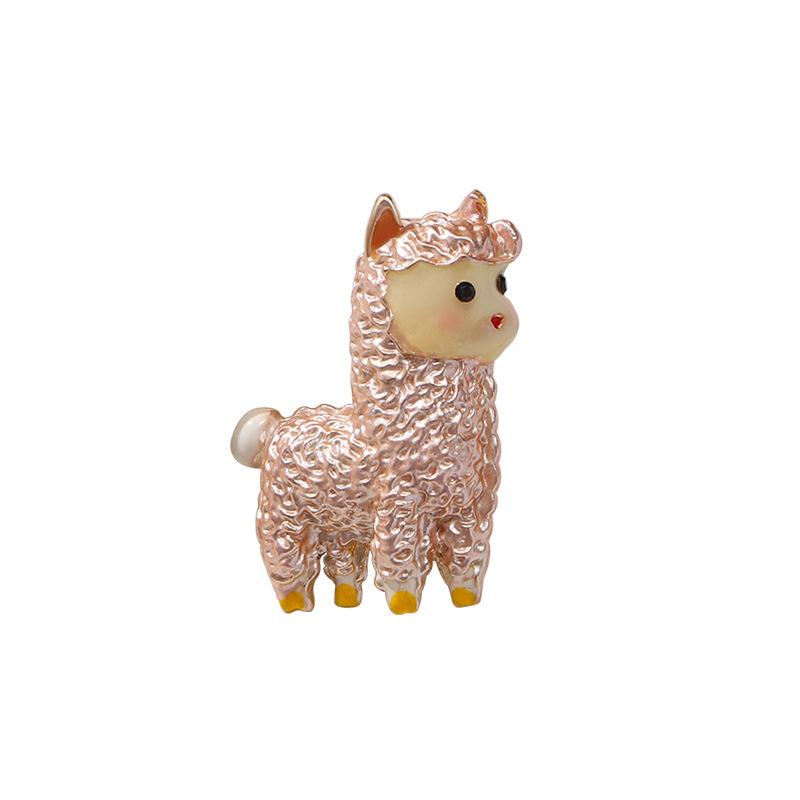 Cute Animal Alpaca, Elegant, Fashionable and Exquisite Sheep High-end Pressed Brooch