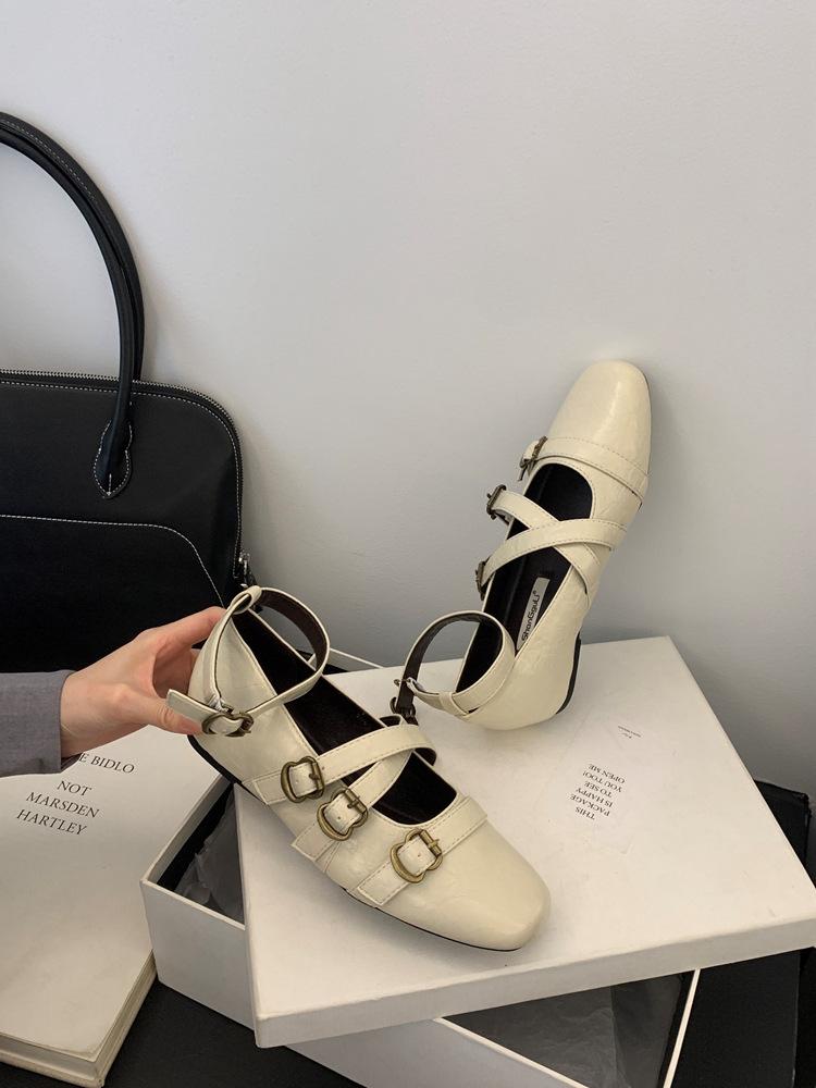 Cross belt design sense Mary Jane single shoes women's 2025 spring new French flat bottom square head commuter small leather shoes