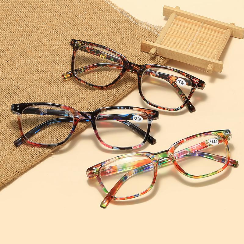 Reading Glasses for Women Black Flower Vintage Anti Blue Light Presbyopia Eyeglasses Computer Hyperopia Eyewear+1.0 +1.5 +2.0
