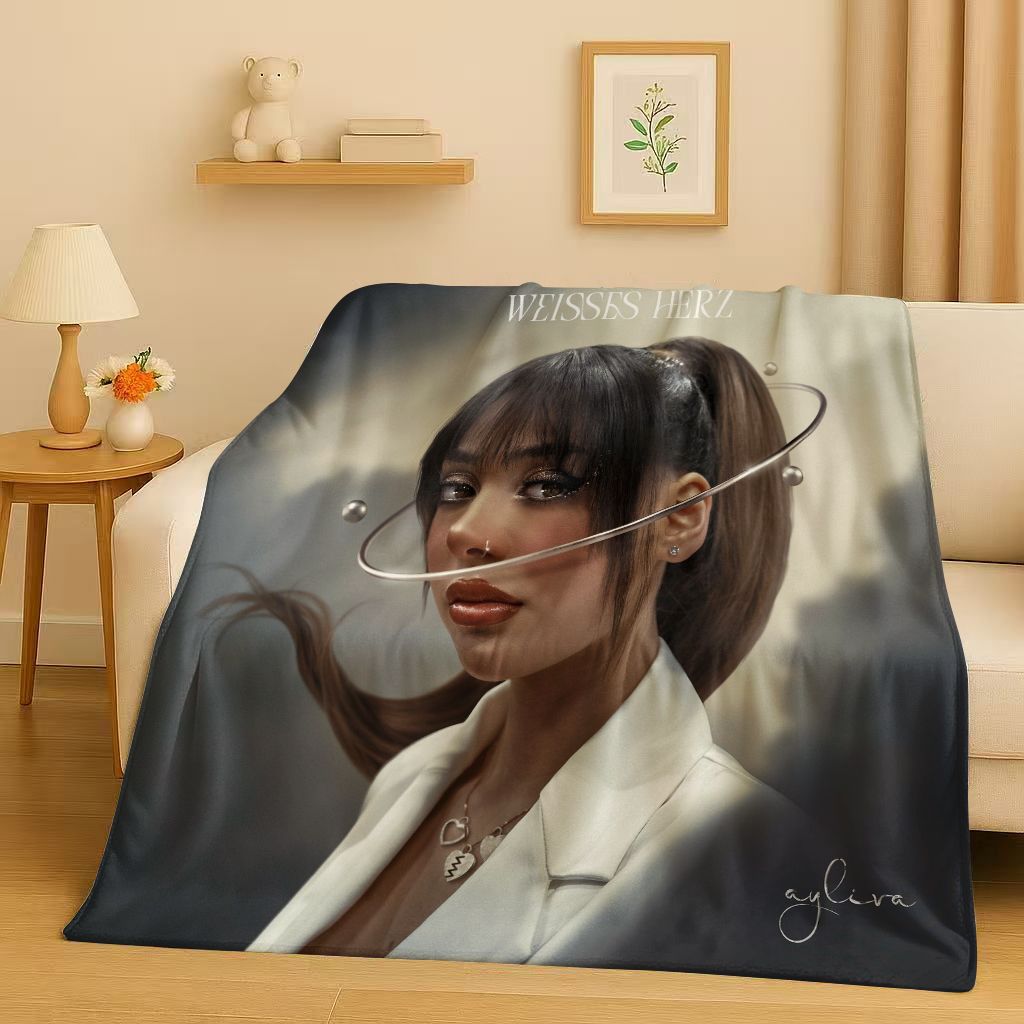 Fashion Pop Singer Ayliva Lieb Flannel Blanket,Ultra Soft Warm Plush Throw for Home Bedroom Bed Sofa Cover Kids Picnic Gift