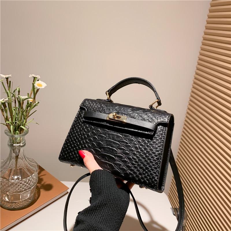 Tendință populară geantă de mână de modă toamnă nouă modă un umăr simplă mesager navetistă geantă pătrată mică