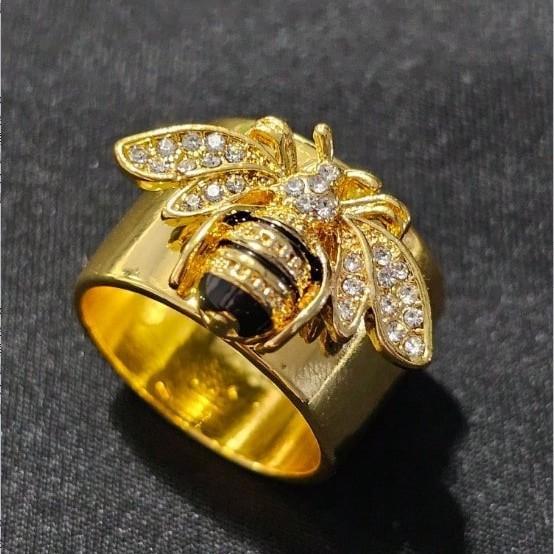 Trendy Rings and Hand Accessories for Women Luxurious Accessories Bee Rings