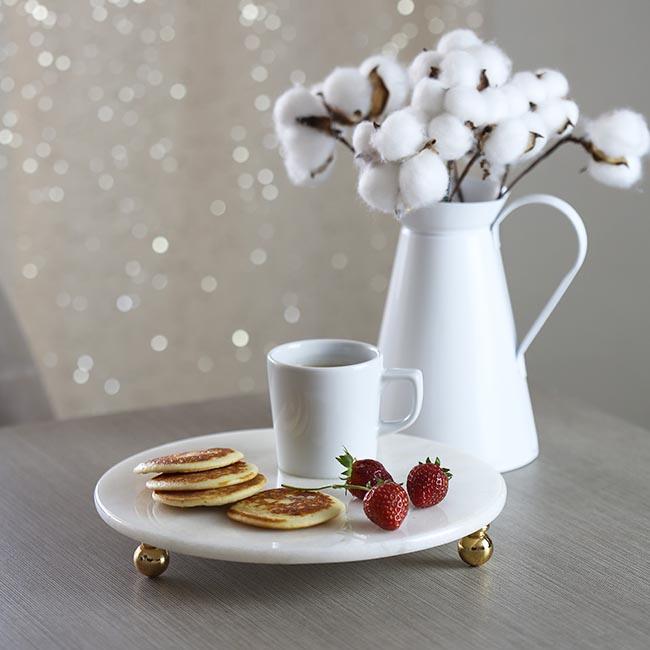 

Akayev Marble 25 Cm White Round Serving Platter with Gold Bead Legs