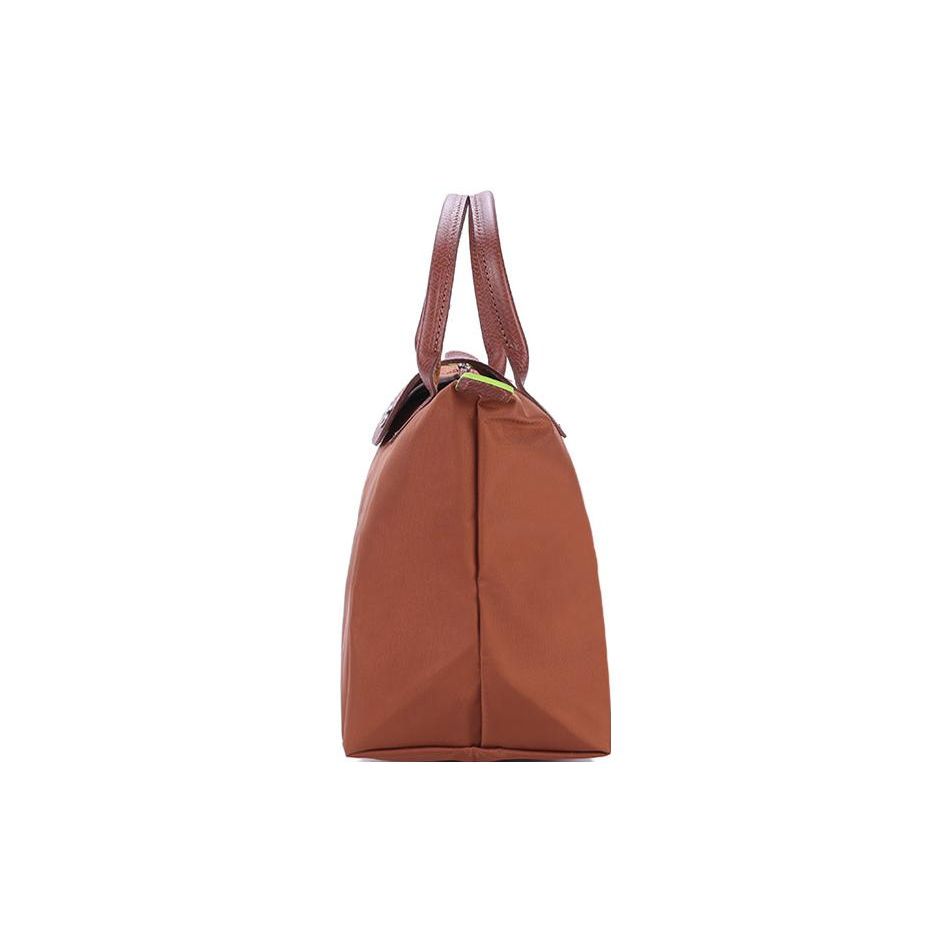 Longchamp Le Pliage Green 23 Składana Torba Tote z Zapięciem na Zatrzask i Zamek Błyskawiczny z Płótna z Recyklingu ze Skórzanymi Wykończeniami Mała Damska Torba Tote Brandy 1621919504