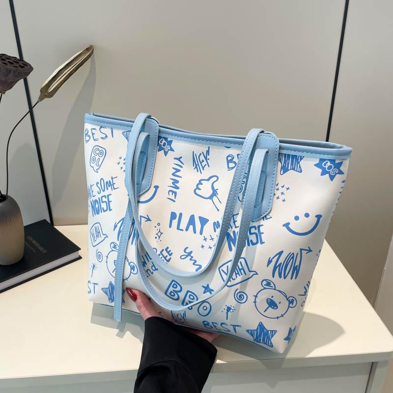 Large capacity armpit bag autumn and winter new cute cartoon printed shoulder bag sweet literary and artistic fan tote bag