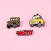 Dessin animé européen et américain créatif histoire de course badge métallique alliage de voiture goutte d'huile épingle broche décoration