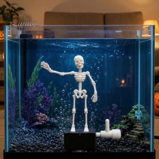 Atmospheric Underwater Props Halloween Aquarium Dancing Skeleton, Bubble Driven Moving Joints Skeleton Freshwater Landscaping Ornament, Realistic