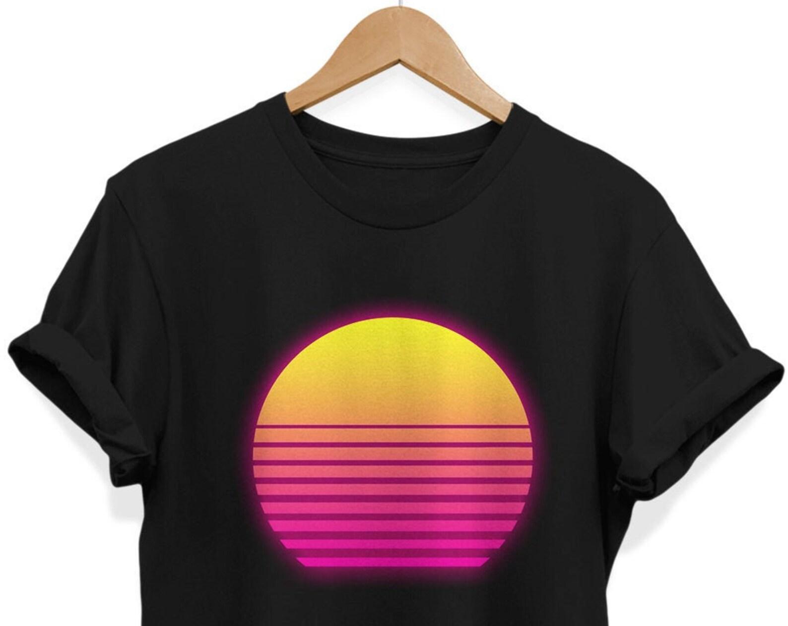 Vaporwave Sunset T-Shirt: Retro Synthwave Graphic Tee XL